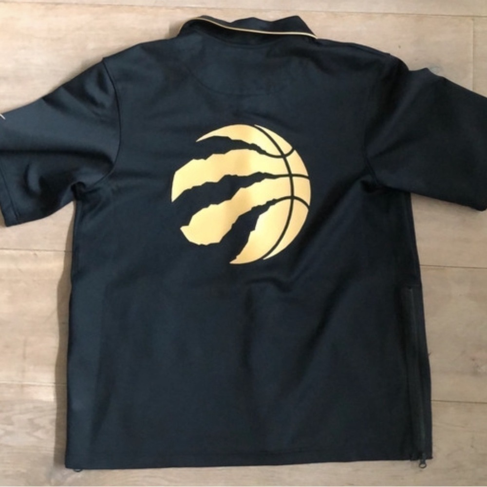 NWT Nike Toronto Raptors Button All Star 75 Year Black Gold men’s Sz l Large - Picture 3 of 12